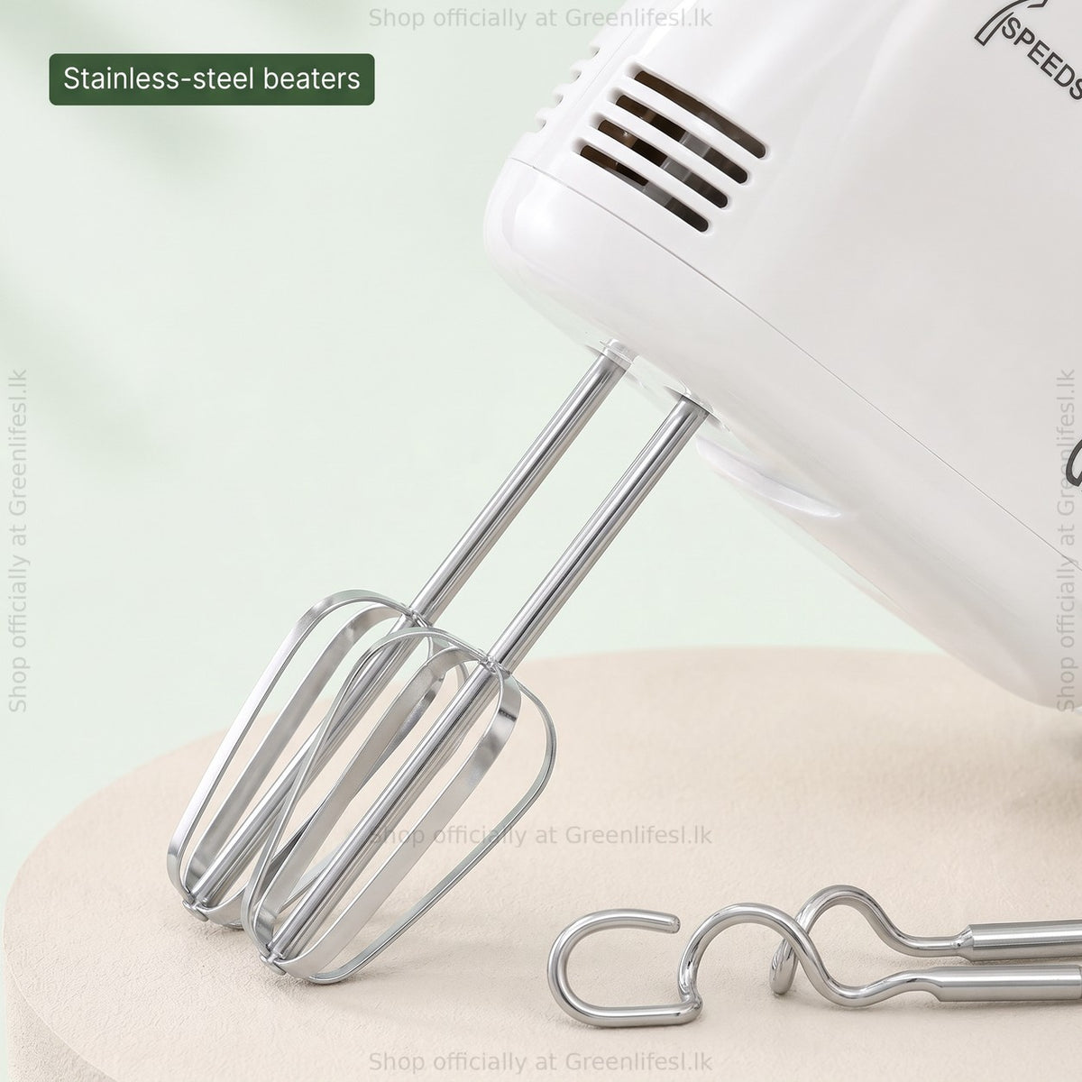 Greenlife 7-speed electric hand mixer 180W stainless steel beaters close-up