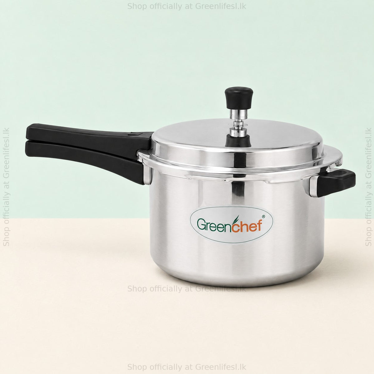 GreenChef Namo 3L pressure cooker from the handle side