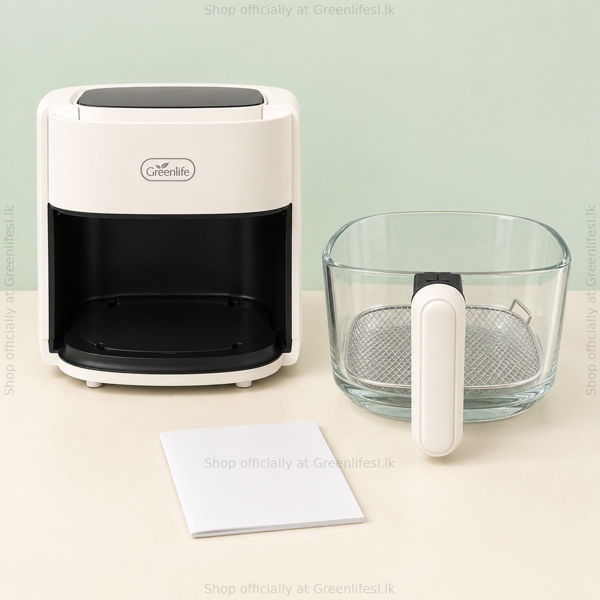 What's in the box: Greenlife 4.5L glass air fryer, square glass bowl with steel mesh basket, and user manual