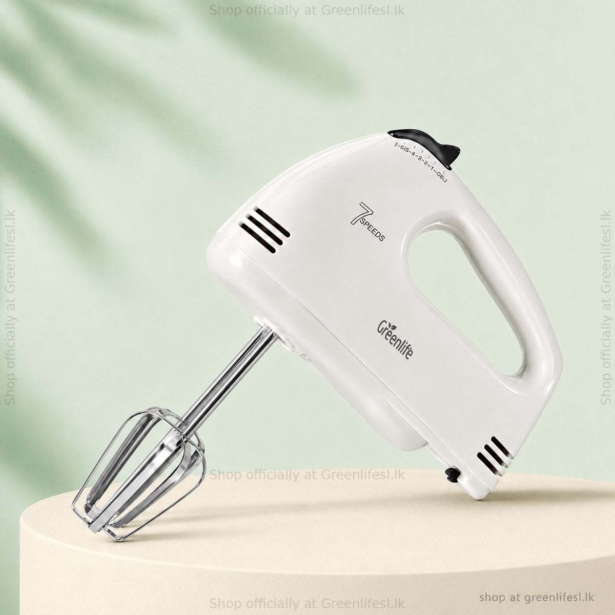 Greenlife 7-speed electric hand mixer 180W in white with two stainless steel beaters fitted